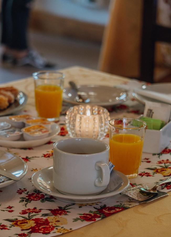 Estancia Quillen Lodge - Hosteria Aluminé エクステリア 写真
